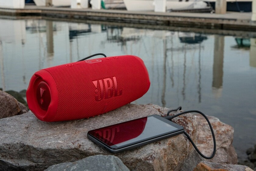 Altavoz Parlante Portátil JBL Charge 5